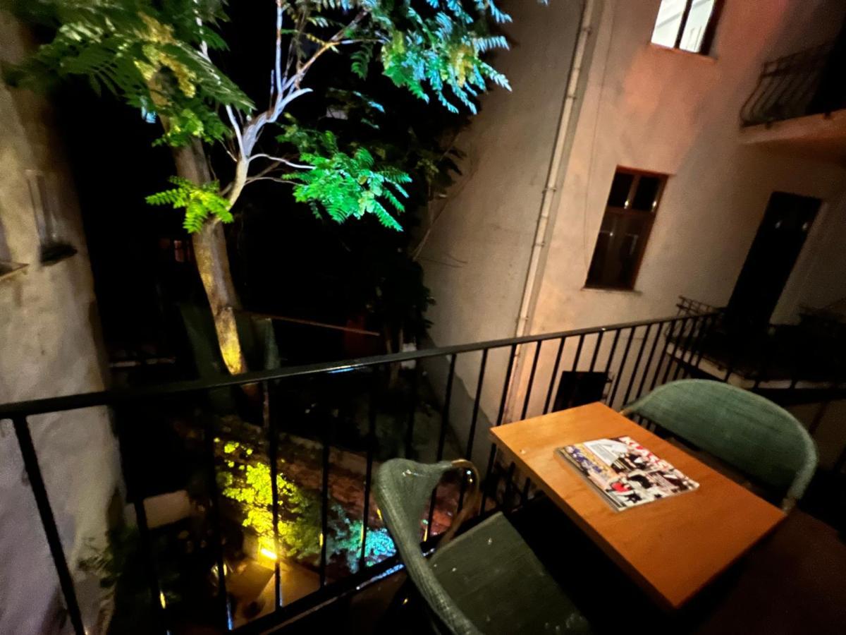 Destinia Pera Suites Cihangir Istanbul Bagian luar foto